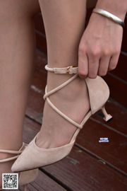 [Dasheng Model Shooting] No.022 Soft Silk Stockings Blurred Feet